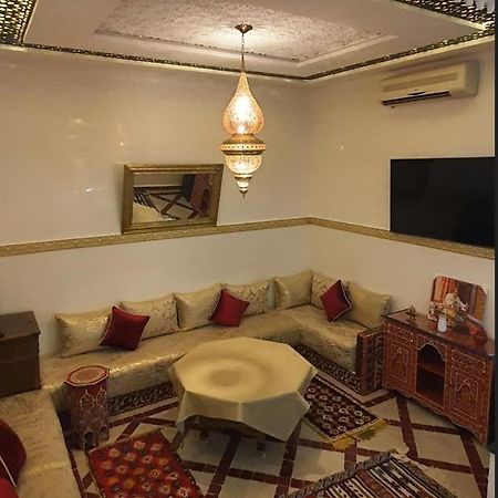 Quarya Assiyahia - Riad Camilia- Maison Entiere Avec Piscine Marraquexe Exterior foto